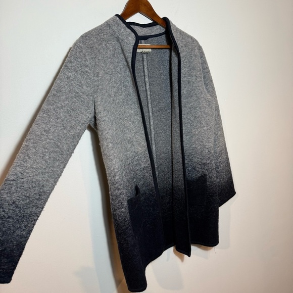 Gray and Black Ombre Zip-Up Cardigan with Stand-Up Collar - Picture 2 of 7